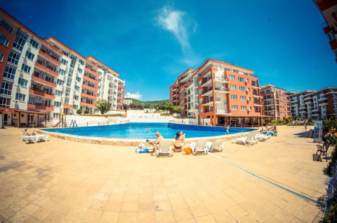 Beautiful Apartment Right By The Sea, سفيتي فلاس المظهر الخارجي الصورة
