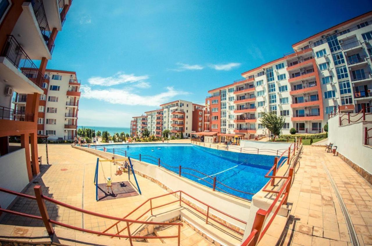 Beautiful Apartment Right By The Sea, سفيتي فلاس المظهر الخارجي الصورة